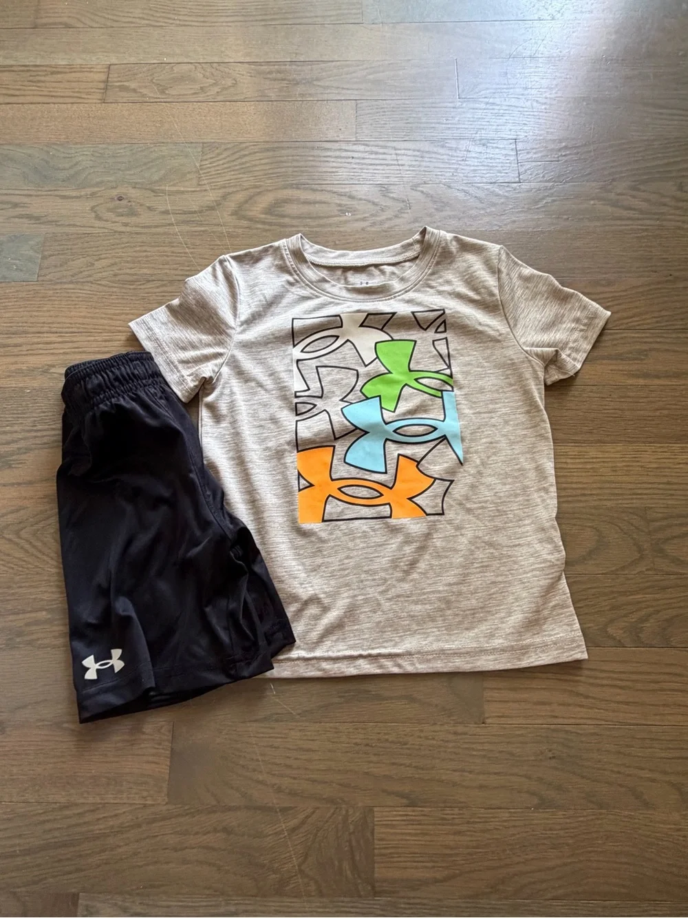 Used Nike & Under Armour Sets size 4T